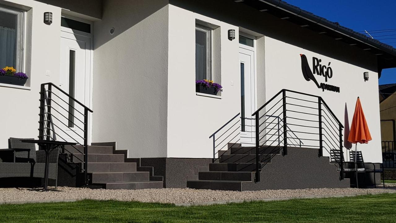 קסזטלי Rigo Apartman מראה חיצוני תמונה