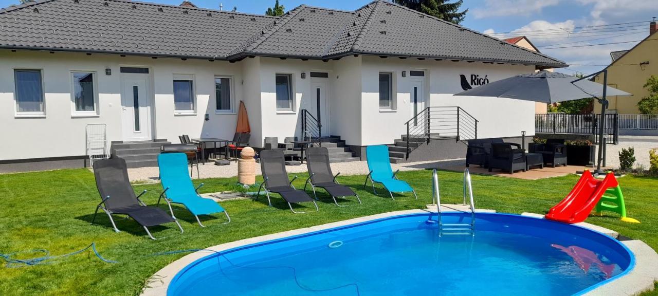 קסזטלי Rigo Apartman מראה חיצוני תמונה