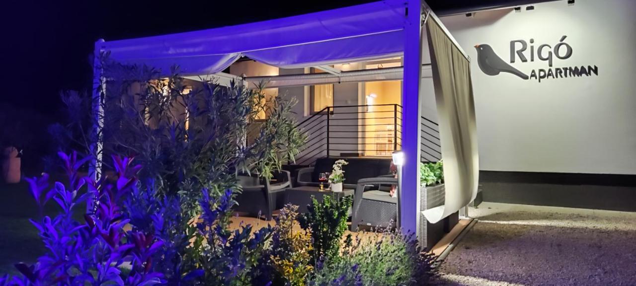 קסזטלי Rigo Apartman מראה חיצוני תמונה
