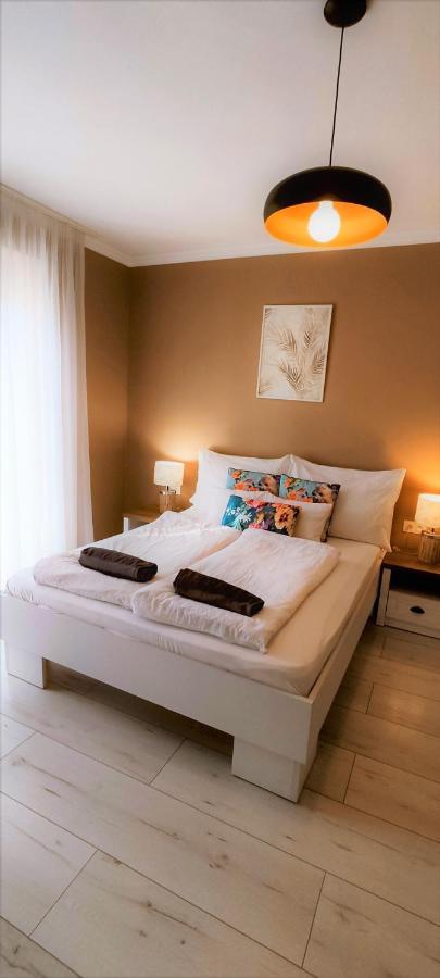 קסזטלי Rigo Apartman מראה חיצוני תמונה